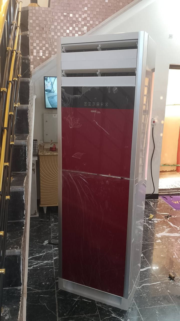 سبلت 3طن جنرال كمبريسر عاطل للبيع السعر 300وبي مجال
رقم الهاتف***********
