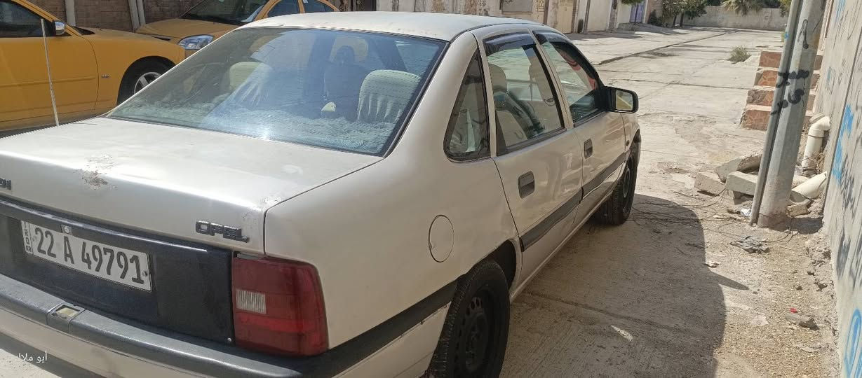 فكترا موديل 1990رقم اربيل سنويه جديد وباسمي بطاقه بنزين موجود وسعره 38وشويه بيه مجال *********** كركوك, العراق
