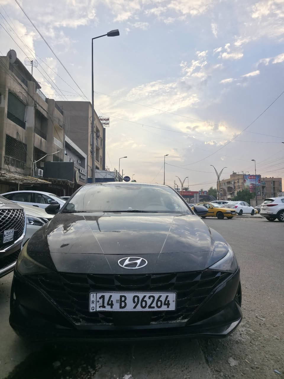 النترا ٢٠٢٢ • اسود • رقم بصره
