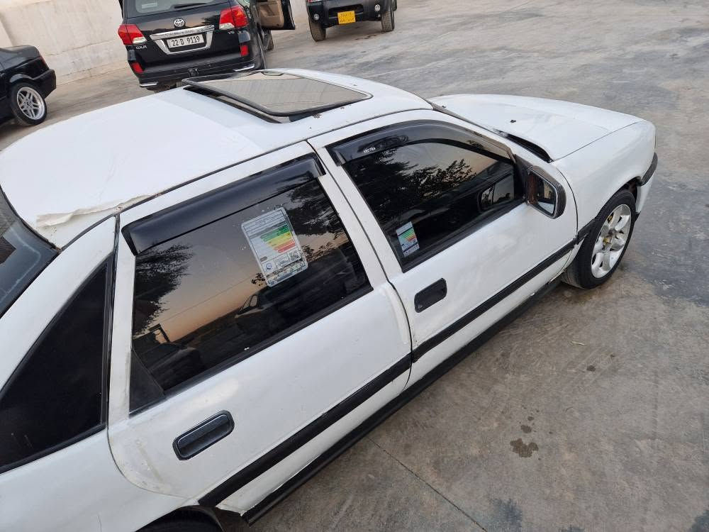 سەرەتا بەناوی خوای گەورە ئۆپڵ فیکترا 1992 مەکینە20گێرومەکینە بەشەرتی ١٠٠فیتەر ئاڕم پلاستیک سلێمانی ئاڕموو ئەوەلیاتو موسوو بڕاوە  بەشەرت پشتوو پئشی کەپسە  بئ دەعم پاوەروکارەبی گشت گیانی بەشەرت سڵایتە و چوار تایەو ویلی ئین فنیتی لۆکی لەژێرە 
سەیارەکە تووندوو تۆڵە یەک دینار مەسروڤی تێدانیە پشتوو پێشی تازە تووند کراوەتەوەو بئ خایسە سەیارەکە جائیزەو ماڵی دۆستە خوار بازاڕەو پارەی علوجێکە١٨$معامەلەیەکی کەم شوێن کۆیە لەخزمەت گشت منداڵە فەقیرئکم ژمارە تەلەڤۆن واتس ئاپ ڤای بەر
ژ.م(***********)
ژ.م(***********) كويسينجاك, أربيل
