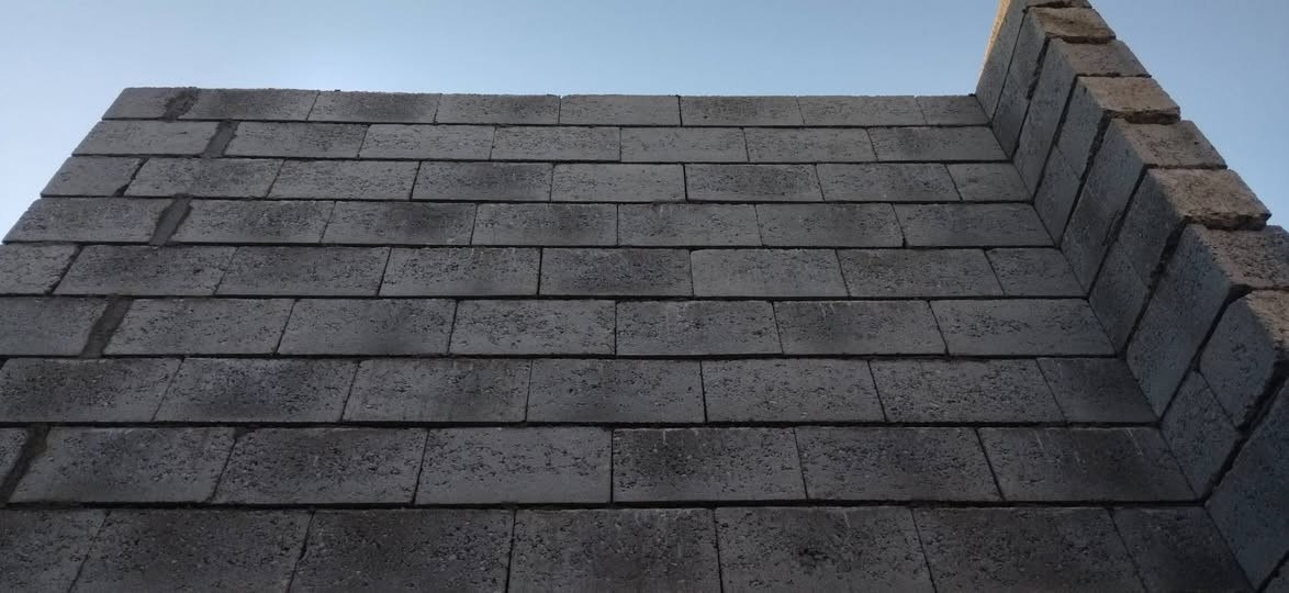 السلام عليكم ورحمه الله وبركاته اسطة بناء شغل هندسي متفرغ حاليا ***********
