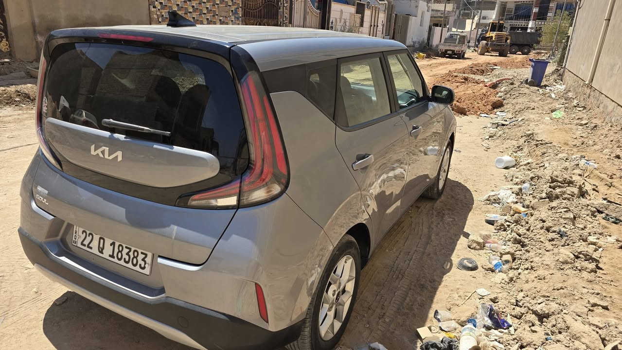 كيا صول ٢٠٢٣ رقم اربيل تحويل او وكالة بدون اي نقص
تخم تاير ياباني جديد 
صور الحادث بالمنشور 
السعر  ١٤٢
مكان السيارة الديوانية 
***********

