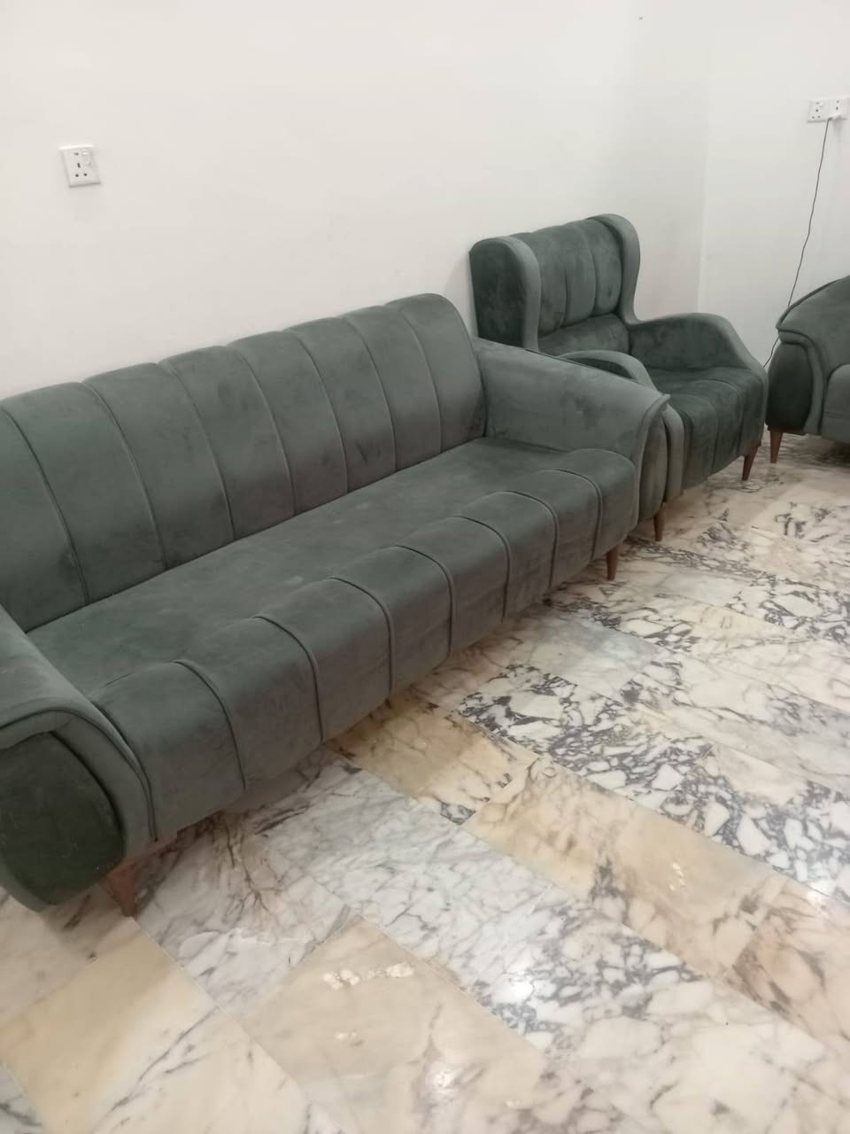 اجهزه للبيع مواد منزليه تخم 500 سعر طباخ 200 الاف *********** بغداد
