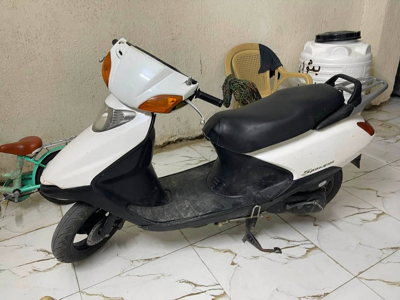 سلام عليكم سبيسي ياباني للبيع دراجة شغاله وجاهزه السعر 850وبيها مجال للشراي ***********
