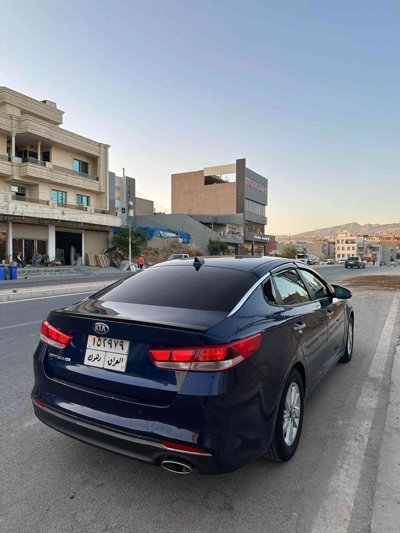‏KIA OPTIMA 2018
صبغ جاملغ +داير الجاملغ خلفي على كد شبر اثر شخوط  بدون دواخل بدون ايرباك بشرط
المواصفات fe
-اشاره بلمري
-نقطه عمياء
-شاشه عطلات
-حساسات خلفيه 
-شاشه كبيره
-كاميرا دواره
-تحكم ستيرن 
-مانع انزلاق
-تحديد مسار
-مثبت سرعه
-3 انظمه قياده عادي سبورت ايكو
ماشية115 
رقم دهوك تحويل نفس اليوم مكانها دهوك 
كير محرك شرط ما مفتوح 
تبريد ثلج شرط 
سعر كلش مناسب  
***********
***********
