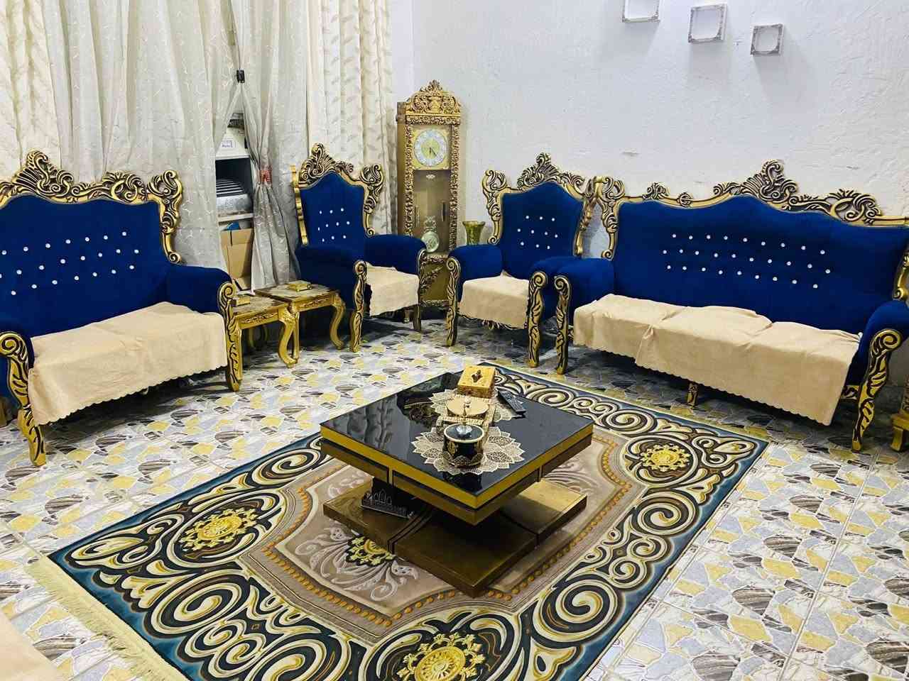 تخم رئاسي للبيع مستعمل قليل السعر 750 وبي مجال قليل للاستفسار *********** غير متوفر على الماسنجر
