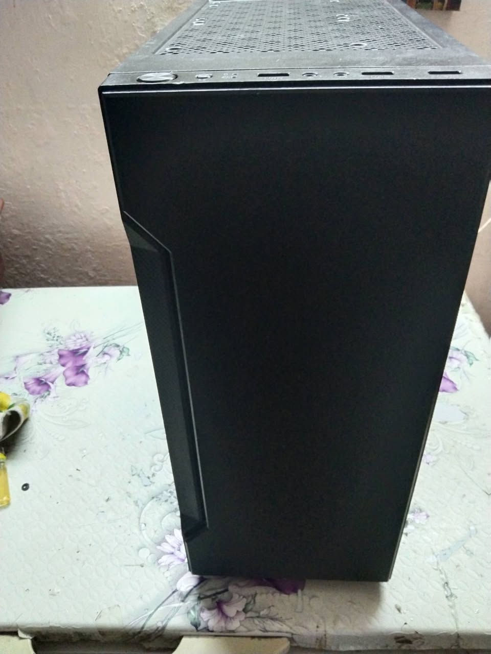 كور i7-4790 • كرت RX580 8GB • رام 32جيجا