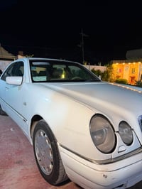 ام عيون ١٩٩٧ سياره حلوه مال جناي  محرك جديد تبريد ثلج سلايت شغال سياره...