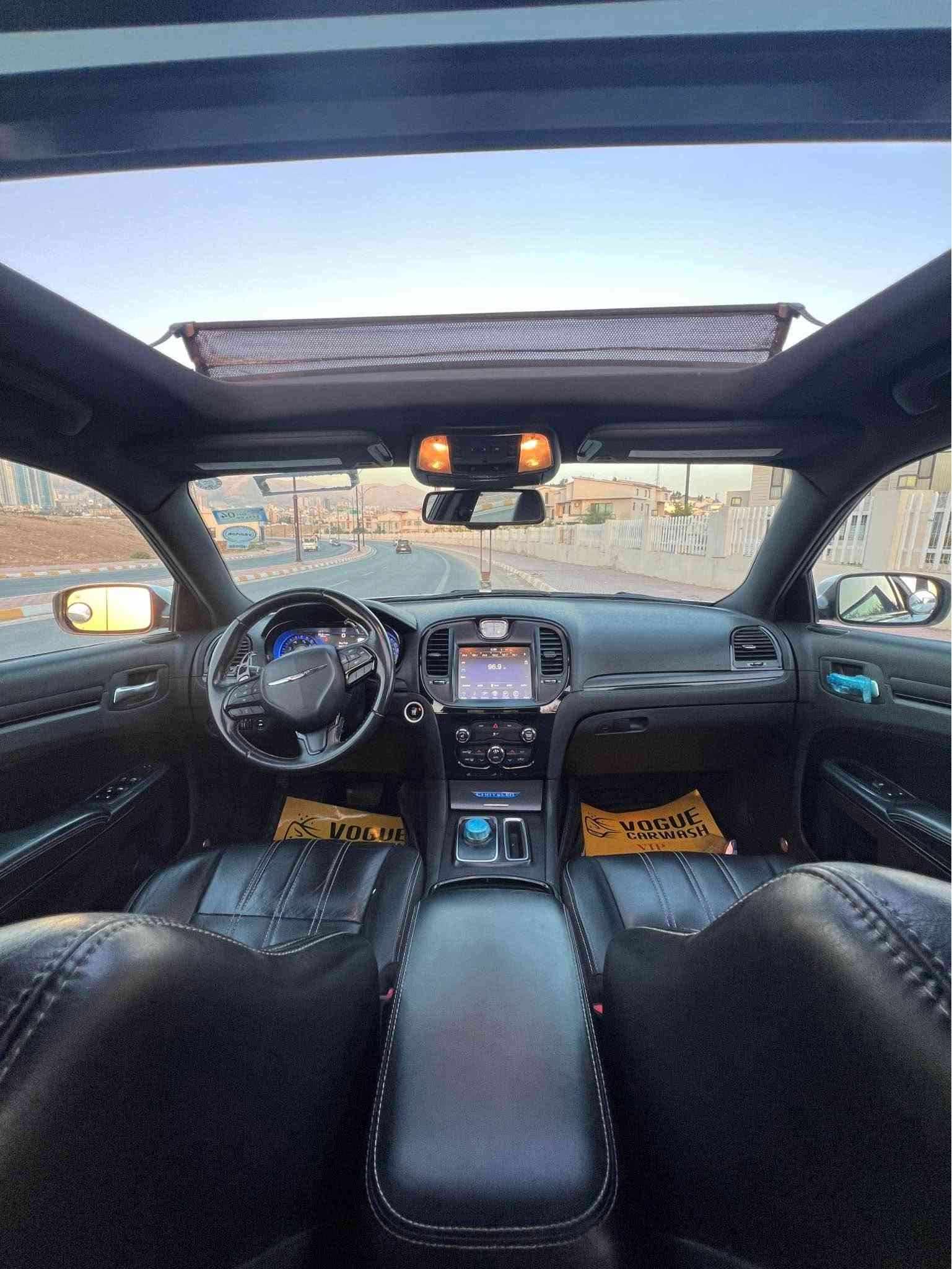 Chrysler 300 S  
[***********] 📞
‎کلایسلەر 300S   
فول فول مواصفات S
تەنها ١٠٠ هەزار مایل ڕۆشتووە
دەعامی بۆ دەعامی بێ بۆیاخ و بێ سارد 
تەنها  دەرگای سەکن گۆراوە بە بیلاد 
مەکینە 3,600 V6
بەصمە شەغال 
پانۆراما 
کوشن هیتەر
کوشن جلد 
لایت زینۆن و لید
گێڕی سوکان دوگمەی سپۆرت
 شاشە گەورە
کامێرای دواوە 
تایە و ویل ٢٠ تەبرید مەرکەزی
سەماعەcarplay  Alpine  
گێڕ و مەکینە بەشەرت  نەکراوەتەو
سەنەوی و ژینگە و هەزە تازەیە
٤ تایە و ویلی بیلادی لۆک 
تەحویل و غرامە بەشەرتە بەناوی خۆمانەوەیە
ناونیشان سلێمانی *********** السليمانية, العراق
