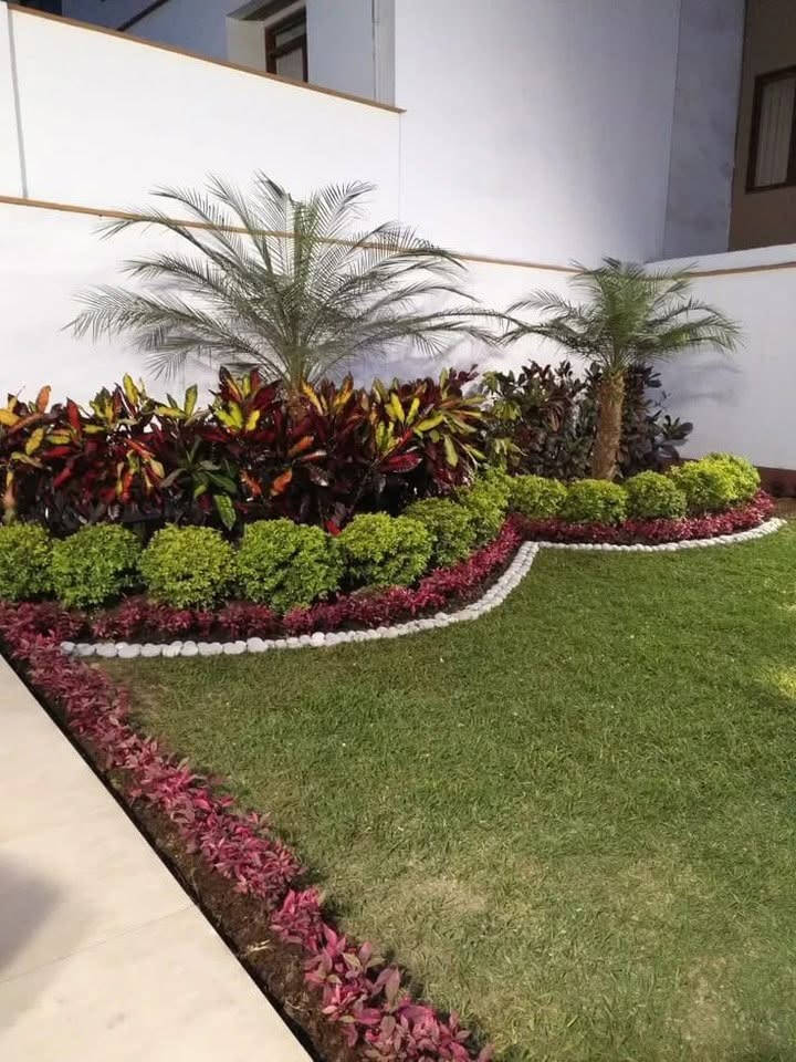 سلام عليكم مستعدين لشغل حدائق او مزارع كافه بغداد بسعار مناسبه او رزق ع الله تعالى ويتوفر عدنا اداما شهريه اتصال ع هاتف وتساب ***********
