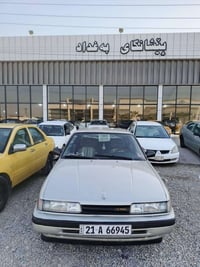 مازدا ١٩٩٠ • نوافذ كهرباء • قفل مركزي