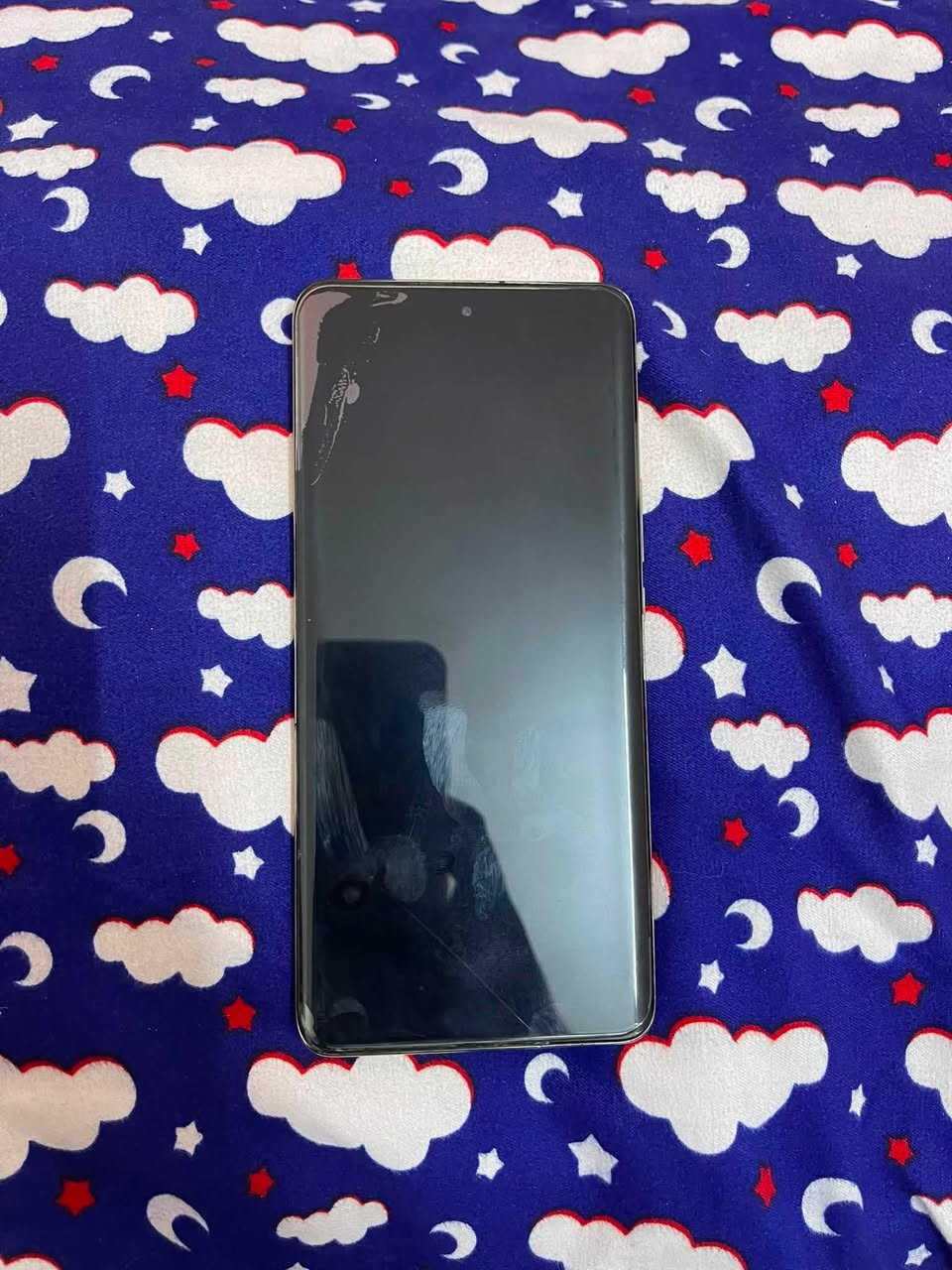 هونرX9b للبيع السعر 250 وبيه مجال بدون ملحقاته وكارتون
هونر X9d وكاله اصلي ذاكره 256 عشوائيه 12 نضافه حاله حال جديدد شخط واحد مابي جهاز لا مفتوح ولا مصلح ضمان وين ميعجبك افحص  السعر 250 وبيه مجال 
***********
