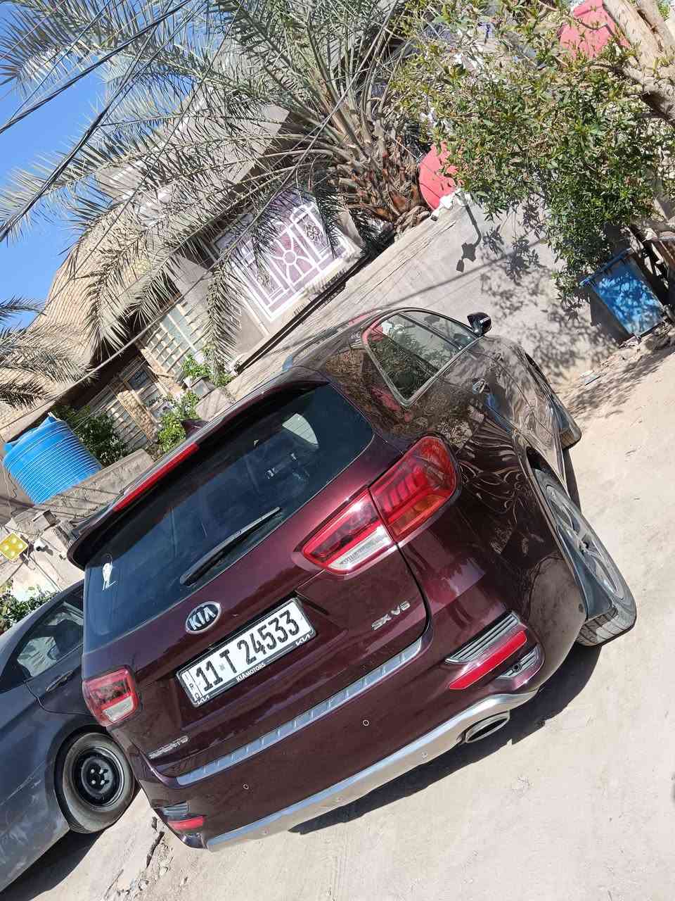 السلام عليكم.
واردامريكي 

سورنتو 2018.. SX

سياره فول. للأخير.

مكينه 6V

7راكب

ماشيه 73

سياره نظيفه وعله أيدي

سياره حادثه بنيد أبدل و جاملغ الأيسر. وبيه جاملغ الخلفي صبغ فقط.

بسمي سياره رقمه بغداد. مكاني بابل شارع 60

السعر 165 وبيه مجال قليل. رقمي ***********
