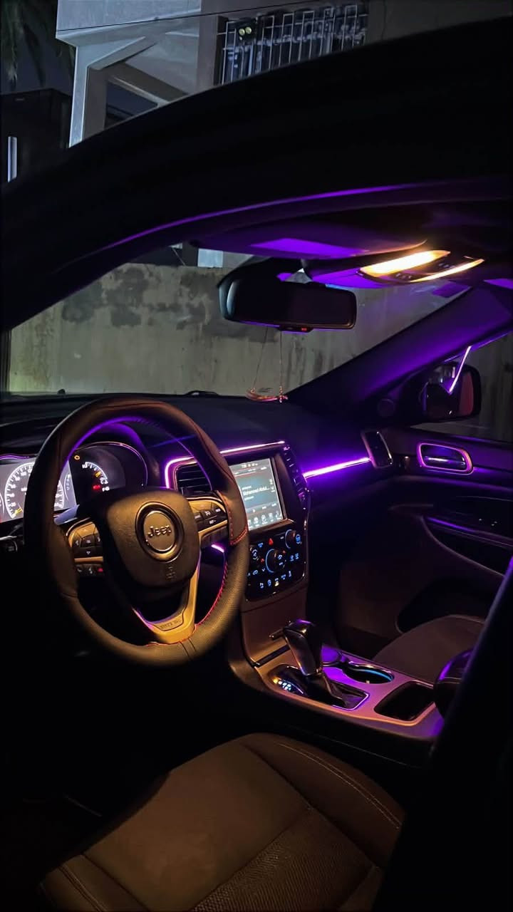 السلام عليكم 
jeep/2016
السياره فئه سبعينه الحادث موضح بالمنشور رقم بغداد بأسمي تحويل ثاني يوم 
فتحه ✅
شاشه جبيره✅
كشنات كهرباء✅
شفتات ستيرن ✅
اوتو ستوب✅
تشغيل عن بعد ✅
أبواب بصمه✅
مكينه V6 
السياره ادامه كامله وبولش وحمام كامله الاخير ومابيها نقص جاهزه الأخير السياره ب190 وبيها مجال مكاني بغداد حي البنوك ***********
