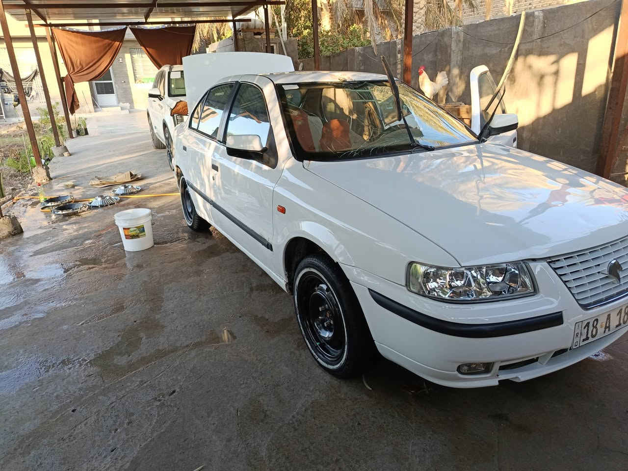 السلام عليكم
سمند موديل11للبيع 

 مكينه خير من الله لا تنقيص ولا تبخير 
كير خير من الله 
تبريد ثلج 
حداديه جديده قبل يومين بدله كله جديد ايساكو 
رقم بابل انكليزي  ب اسمي 
بيه شاشه جديده 
كهربائيات كله شغاله 
سنتر لك السياره 4ابواب وجنطه ريمونت 
السعر 45وبيه مجال قليل
شراي ***********
