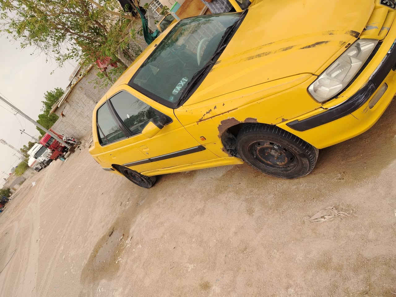 بيجو بارص موديل 10  
مكفول مكينه وكير وحداديه وتخم تاير /دوشمة گدامكم بالصور دوشمتها بلاديه جديده جانت مغلفه. 
 تبريد يشتغل بدون بروده عايزه غاز... 

(مصفرة هيئة وغرامات) 
بسم ولد صاحبي بالنجف
والسياره موقعها بالنجف

السعر 30 وبيها مجال

***********
