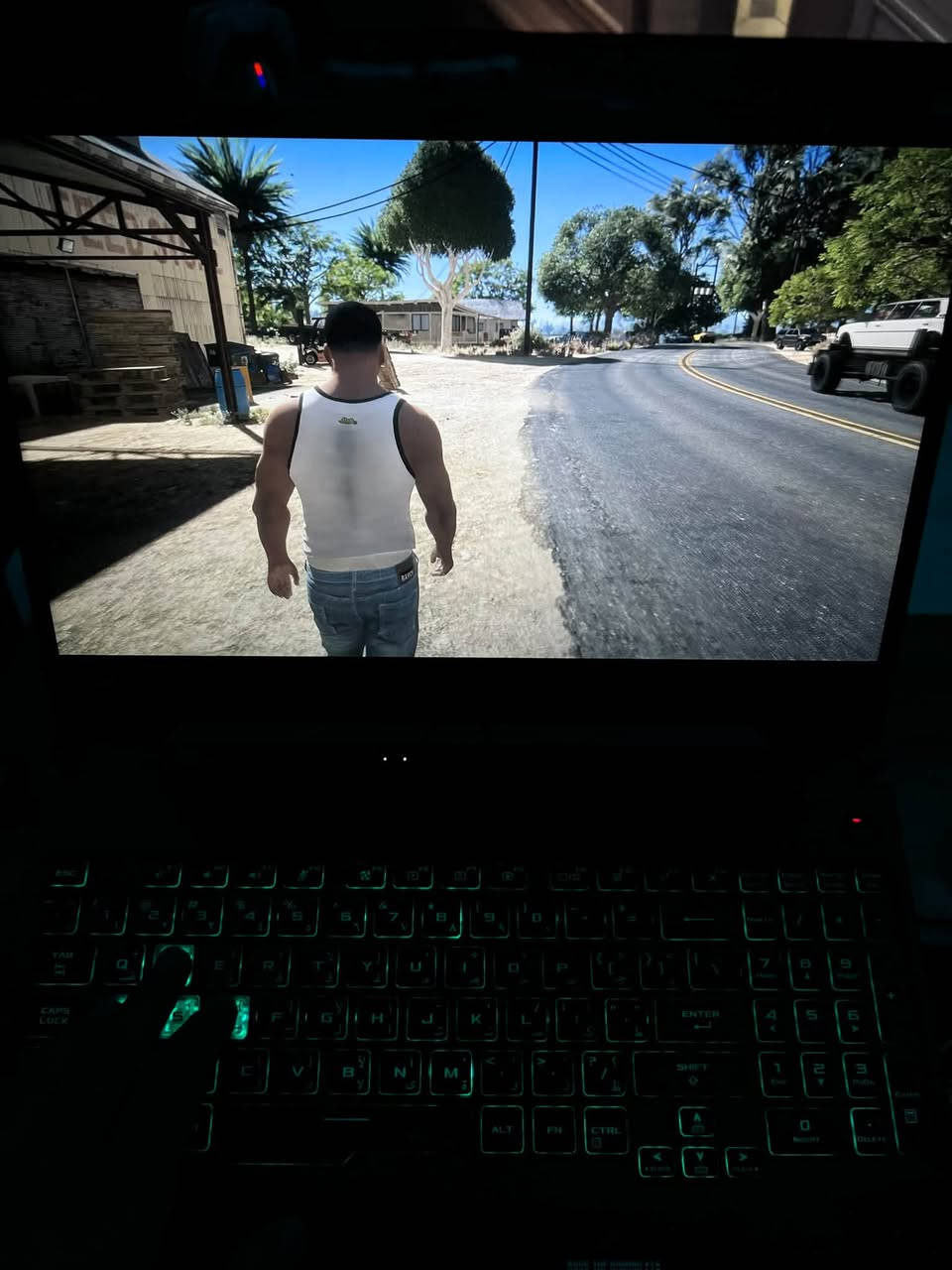 ASUS TUF F15 • i5 11400H • RTX 2050