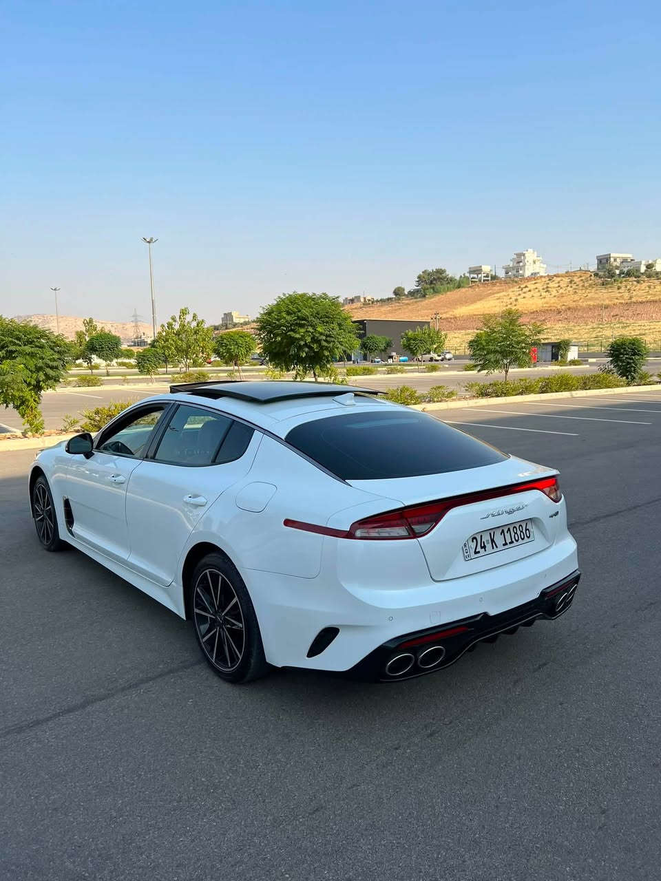 كيا ستنكر 2022
فول موصفات GT lien
داخل احمر  
اربع سلندر توين توربو🚀
ضرر سياره جاملغ امامي صبغ+ 4 قطع كلير امريكا بدون حادث✅
لون ابيض 
ماشي 60 ميل
سعر سياره 175 بيه مجال
مكان سياره دهوك
***********☎️
