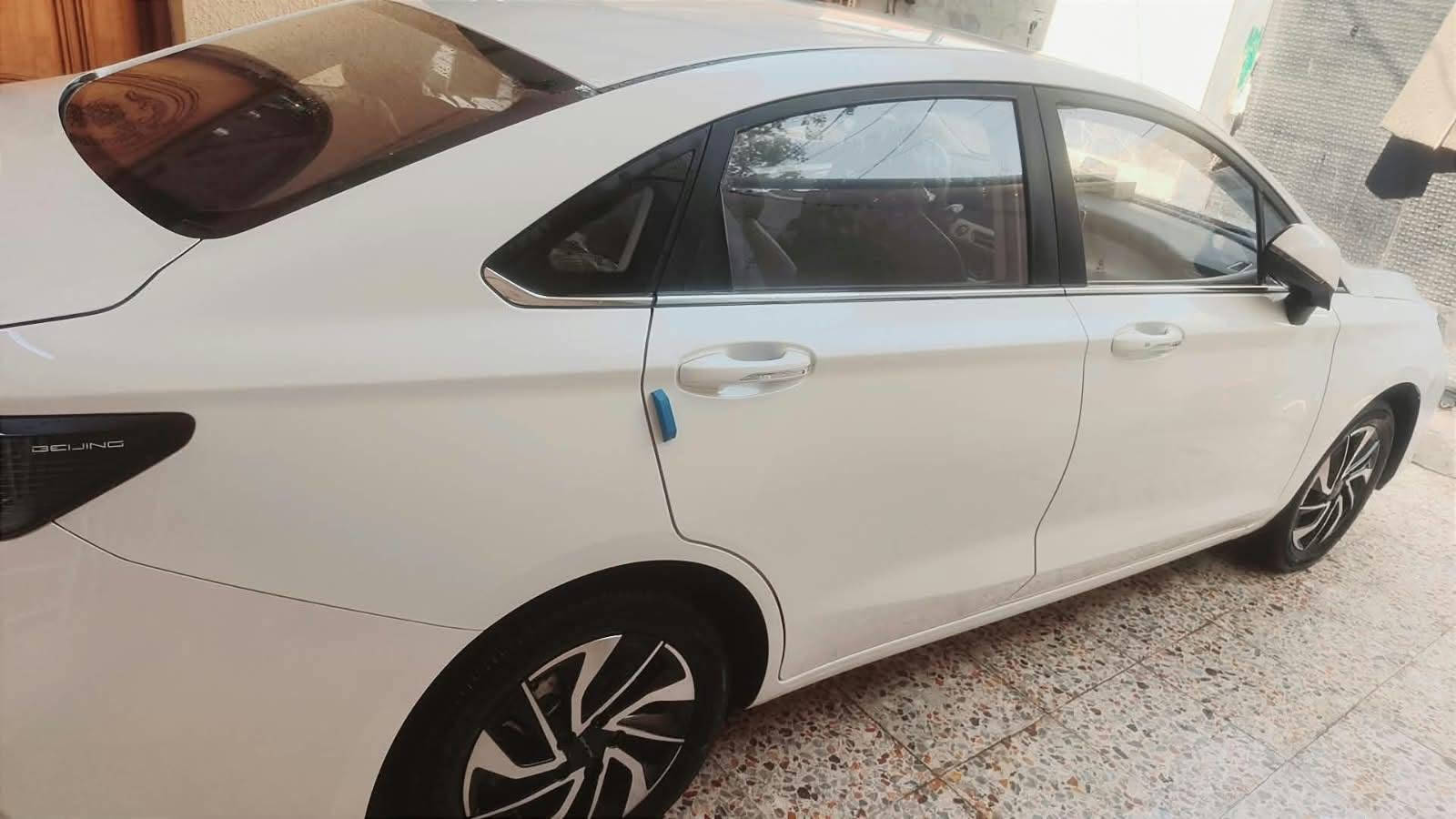 للبيع سياره بايك حره يو فايف بلص رقم ذي قار 
..BAIC U5 PLUS
 موديل 2026
حره 
مواصفات ....
ويل كب 
طي المرأة الجانبي
انذار
تحديد مسار
مثبت سرعة 
حساسات كامرات ٣٦٠ 
رؤيه محيطيه تنبيه مركبات جانبي
كشاف ضبابي 
مانع انزلاق 
كشنات جلد نابا 
سستم صوت روعه اعتمادي 
ارباك 
محرك  تنفس طبيعي ميتسوبوشي ياباني 
كير ياباني ايسون
هند بريك كهربائي 
جام كهرباء 
مثبت سرعه 
تدفئه تبريد سياره 
سيارة زيرو 
السعر 142 $ وبي مجال بسيط للشراي الجاد
***********
***********
ابوفاطمة
