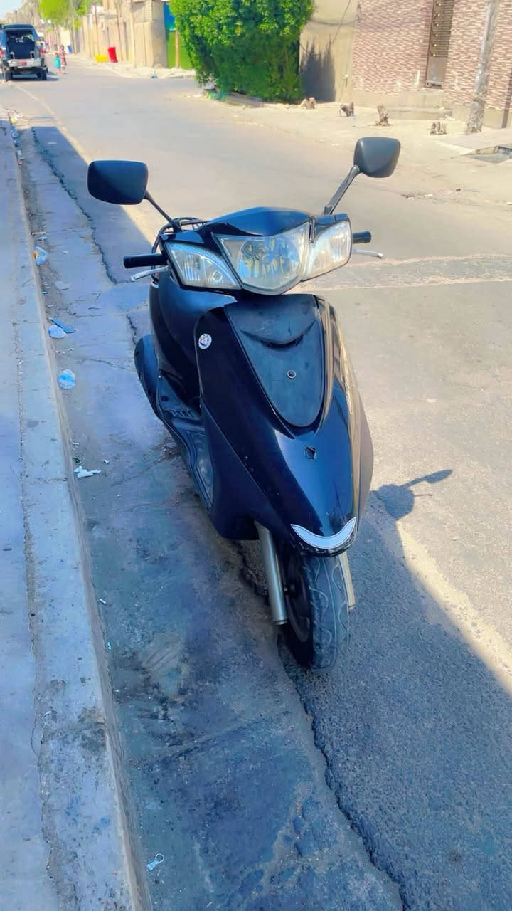 سلام عليكم شباب دراجه بغباء دراجه نضيفه كلش مكينتها بلاديه سعر ٧٥٠ وبيها مجال مكاني بغداد العبيدي تواصل اتصل او وتساب ***********
