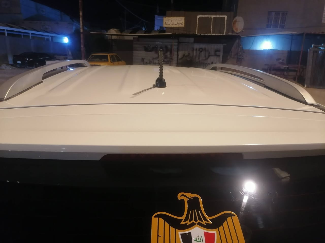 توسان موديل 12 رقم بابل وارد خليجي الشاير بالمري ماشيه 140 باسمي وحداديه وكير محرك وتبريد خير من الله بس بيها شبر من البنيد جاملغ جهه السائق صبغ اثر شقطات فقط والباقي  ما بها اي نقص السياره جاهزه من كل شيء سعرها 138 بيها مجال مكانها بابل رقم الموبايل***********
