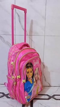 شنطة عربانة • نوعية ممتازة • نضافة ٨٠/١٠٠