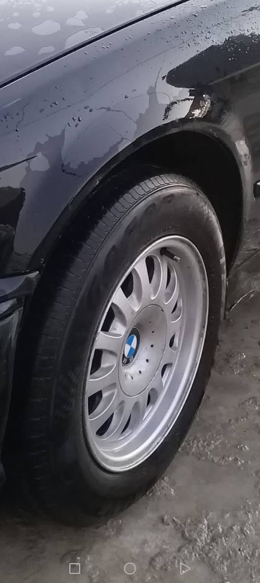 سلام عليكم
بيع فقط بدون مراوس
ويل صقر حجم 15 طخم كامل ويا كبات
مكاني موصل الايسر
*********** واتساب
سعر مناسب 220 الف بي مجال
