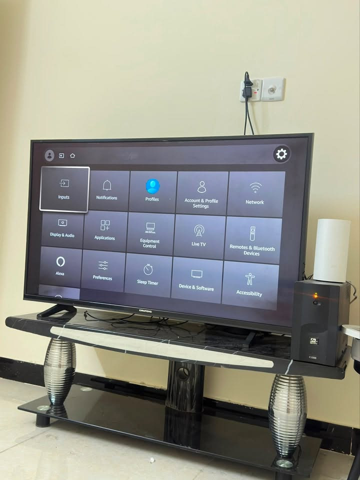 شاشة Grundig المانية حجم49
مواصفاتها 4k حقيقي HDR

سمارت

مدعومة بمساعد امازون الصوتي ( اليكسا)

ميزة التحكم عن طريق الهاتف ببرنامج خاص

التحكم عن طريق الصوت من خلال الريمونت

تواصل *********** بغداد

سعر 425
