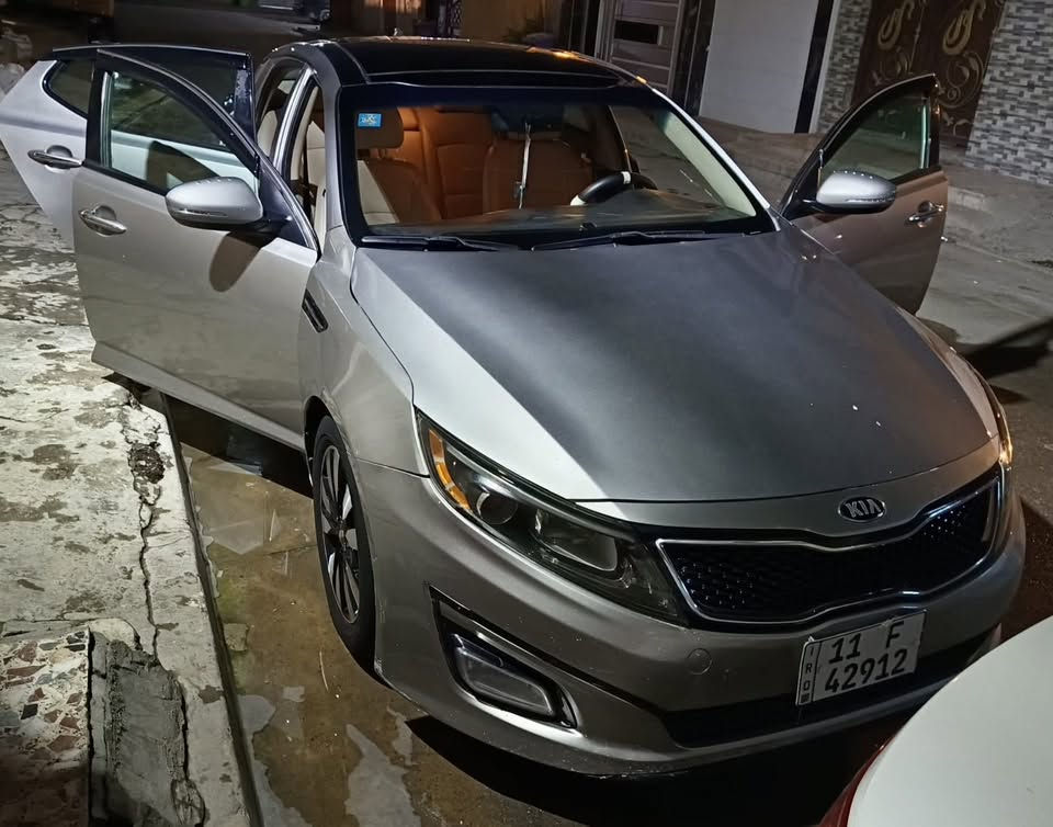 كيا اوبتما وارد امريكي ex موديل 2015 فول موصفات واحد على واحد محرك 2400 حادثها بس البنيد مبدل بدون دواخل والباقي ليبل واحد كير ومحرك وحداديه وتخم تاير 
صور الحادث بالمنشور وبيها قطعتين صبغ بدون معجون ولا تبديل 
السياره رقم بغداد بسمي سنويه ل2029

مكانهه بغداد المشتل 

السعر 103$ مع مجال 

***********
