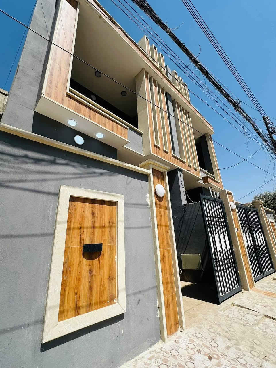 🏠🏠دار للبيع للبيع 🏠🏠

المساحة 100الواجه 5

علق بتم يصلك السعر 

بناء حديث  استلام فوري

📍الموقع حي الميثاق خلف النور ماركت

مطبخ +صيحات+استقبال+هول

ط1غرفة نوم+هول +صحيات

↕️مكون من طابق ونص

مكتب التهاني للعقارات سايدين الميثاق مجاور شركة الحافظ 

👤فيس بوك #مكتب التهاني للعقارات

☎️***********☎️
#عقارات الموصل #عقارات رخيصة #عقارات وارد شهري
