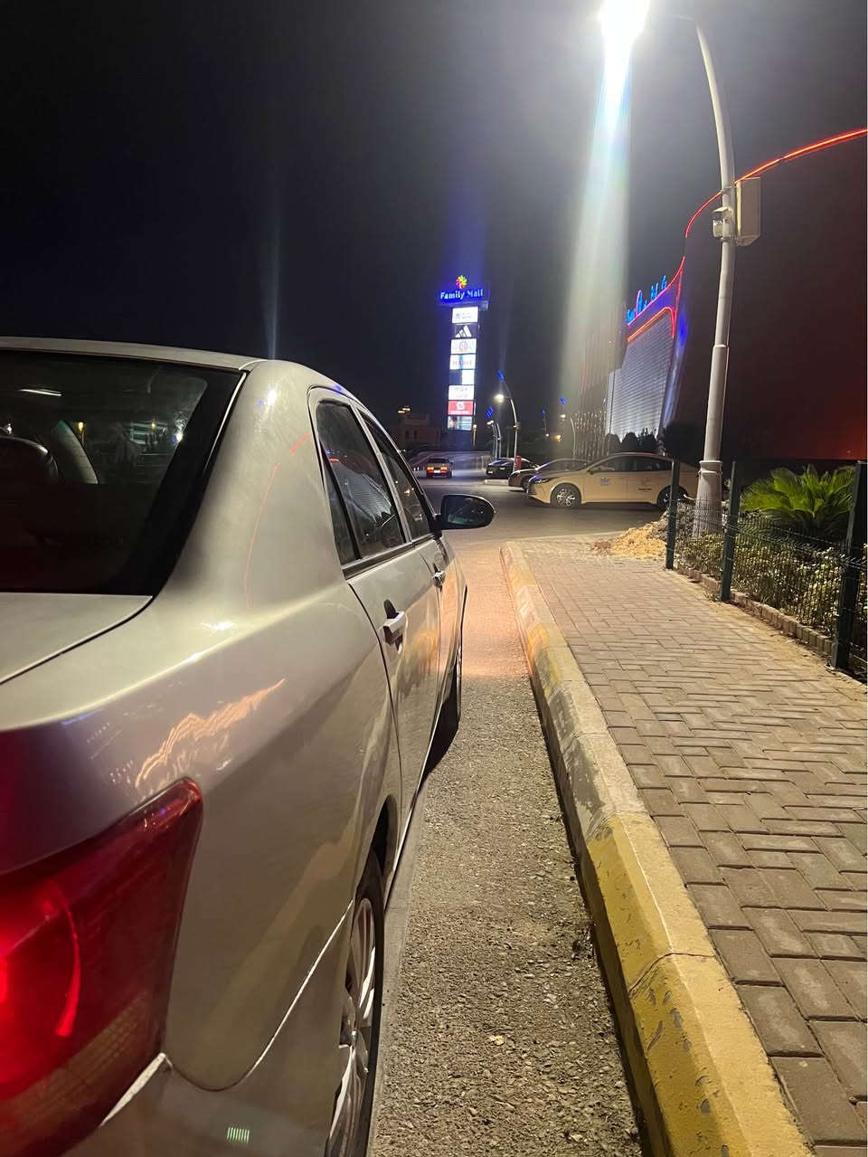 بیوادی ٢٠١٣
گیڕو مەکینەی سەنی ١٨
سەنەوئ جنوب 
تەبرید لەسەر سویچ ✅
چوار تایەی تازە ✅
بؤیاخ کامل کراوە لەسەر کاڵبونەوە 
گیرو مەکینەی بەشەرت✅ 
سڵایت ئیش ئەکا ✅
کوشن جڵت ✅
شاشە ئایبادە ✅
نرخ 38 کەمیک مەجال 
رەقەم تەلەفونی *********** ڤایبەر .وەتســئەبی لەسەرە ديوانية, القادسية
