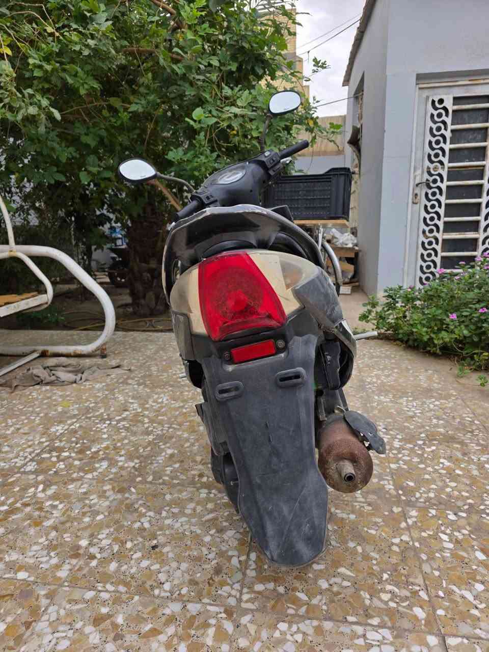 للبيع • اتصال