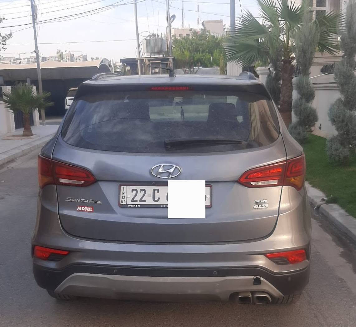 هيونداي سنتافي خليجي 2018  فول موصفاات 6v  بانوراما دبل اكسل  فول لفول بدوون ضرر بدون دعم. . . 
رقم اربيل جديد نسويه هزه جديد ماشيه 144كيلو متر 
مكان سياره اربيل *********** واتس أربيل, العراق
