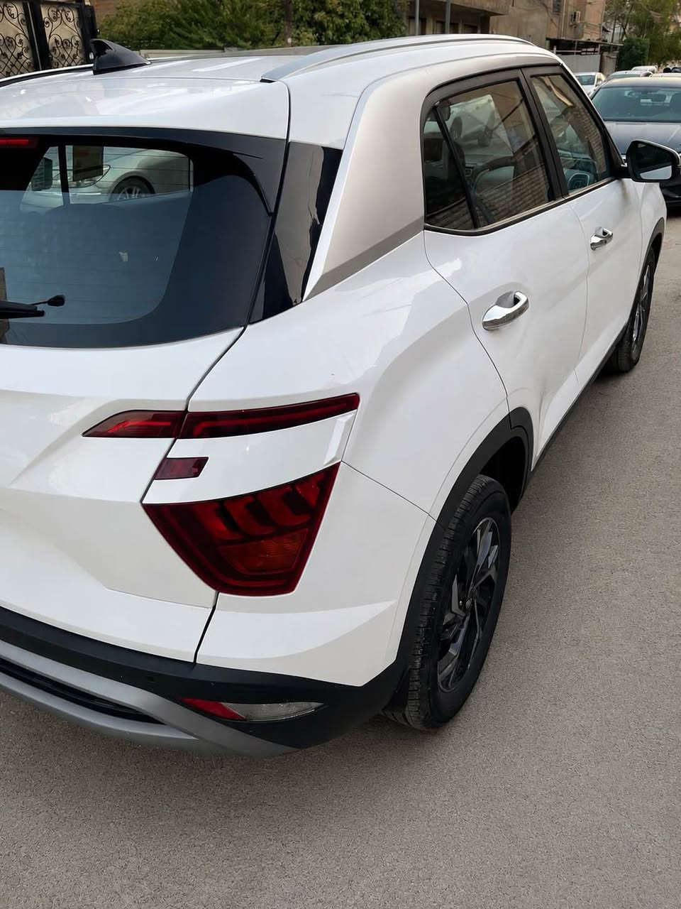 🚘 هيونداي كريتا للبيع

✨ الموديل: 2024
⚙️ المحرك: 1500 دبل نوزل 
📍 الرقم: بابل
🛣️ العداد: ماشية فقط 9,000 كم
🛡️ الكفالة: كفالة عامة
☀️ فتحة بانوراما
🎛️ شفتات تبديل على الستيرن

السيارة نظيفة ومرتبة، موديل حديث ومواصفاتها حلوة، والعداد قليل جداً.
مناسبة للي يدور على كريتا 2024 بحالة مرتبة وكفالة عامة.

للتواصل على الرقم ***********
📍 السيارة موجودة في بغداد 
💵 السعر: 157 ورقة بغداد, العراق
