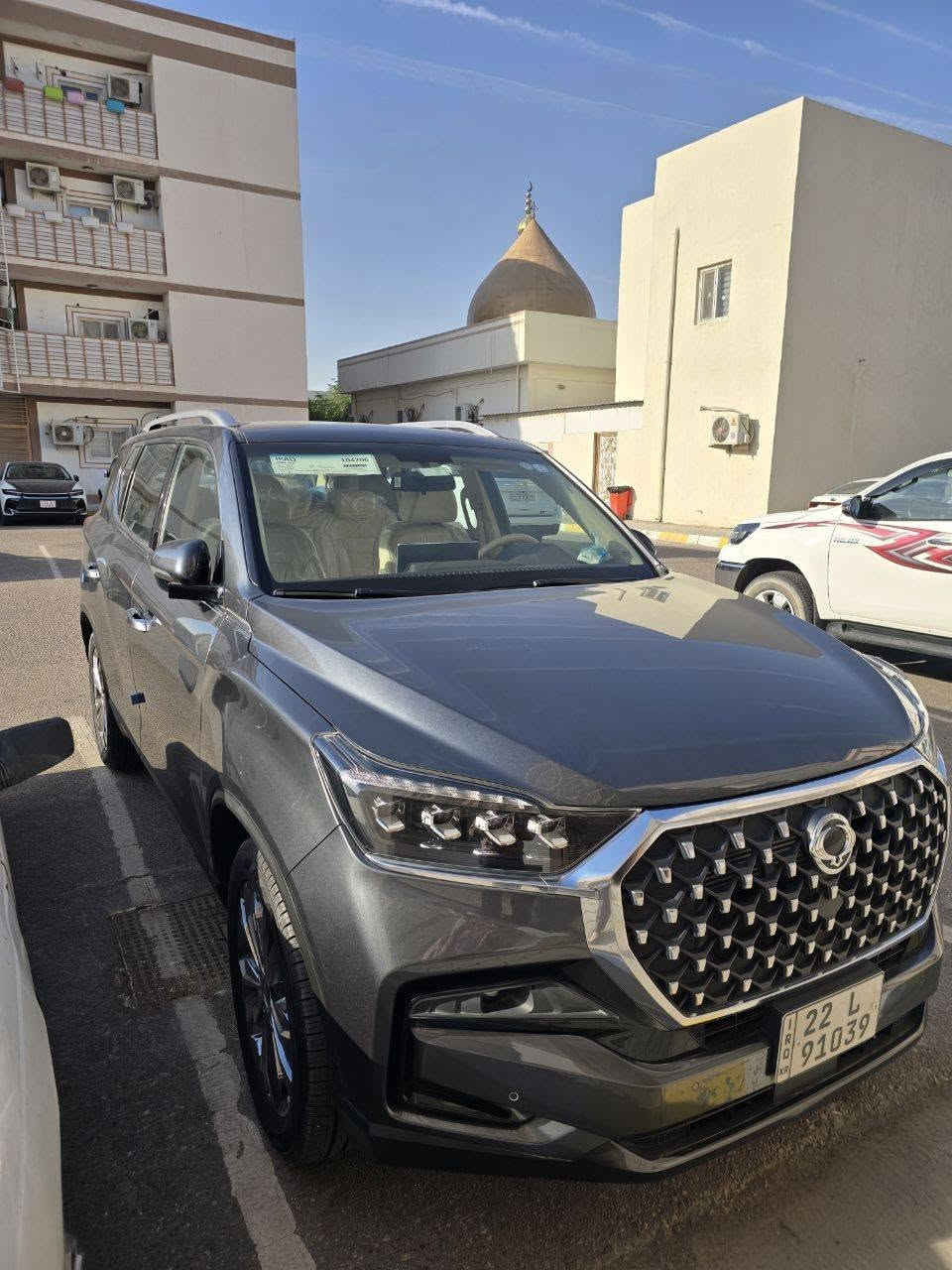 السلام عليكم
الوحش /  سيارة سانغ يونغ ريكستون صنع في كوريا اعلى فئة جديدة كفاله عامة من كلشي تحت الضمان ماشيه ٥ الف كيلو فقط ، دفع رباعي ٤*٤ محرك 2000 تربوا سيارة كانت دعاية تم شرائها قبل ٣ اشهر من مخزن  حمدان، السيارة رقم شمالي  حرة مو اقساط بأسمي تريد تحويل او وكالة، السعر المطلوب ٤٠ مليون عراقي مشتراها معروف ٤٦ مليون من الشركة . للراغبين التواصل على الرقم *********** العنوان البصرة مجمع الامل السكني رقم 1. البصرة, العراق
