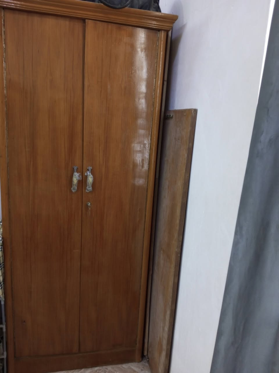 غرفة لبيع ستة  ملحق انجارة ***********  ستفسار
