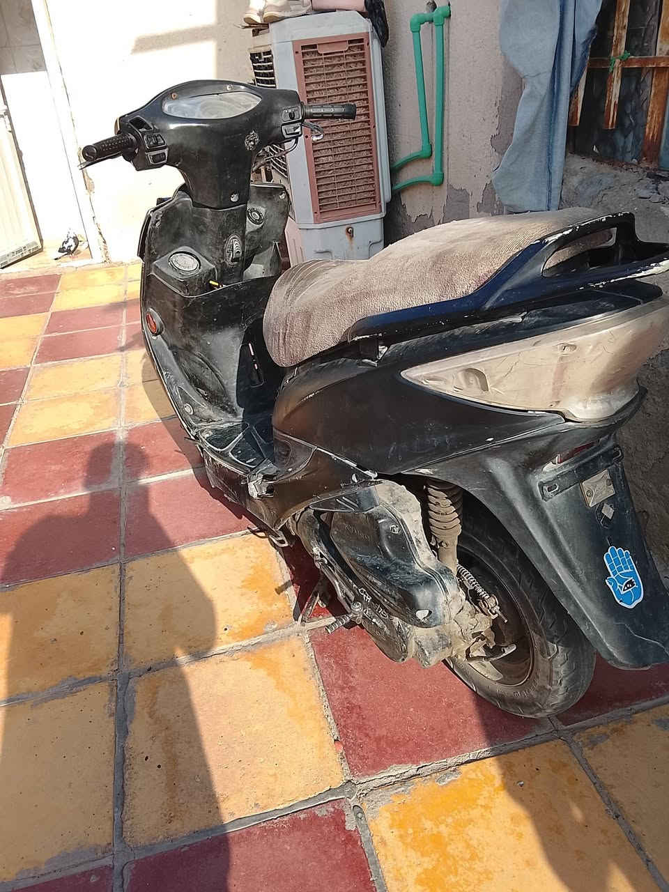 دراجه جي فور دراجه امرتبه مال شغل
(الدراجة مفتوحة )العنوان الناصريه المركز السعر 150او بيهه مجال
الرقم ***********
