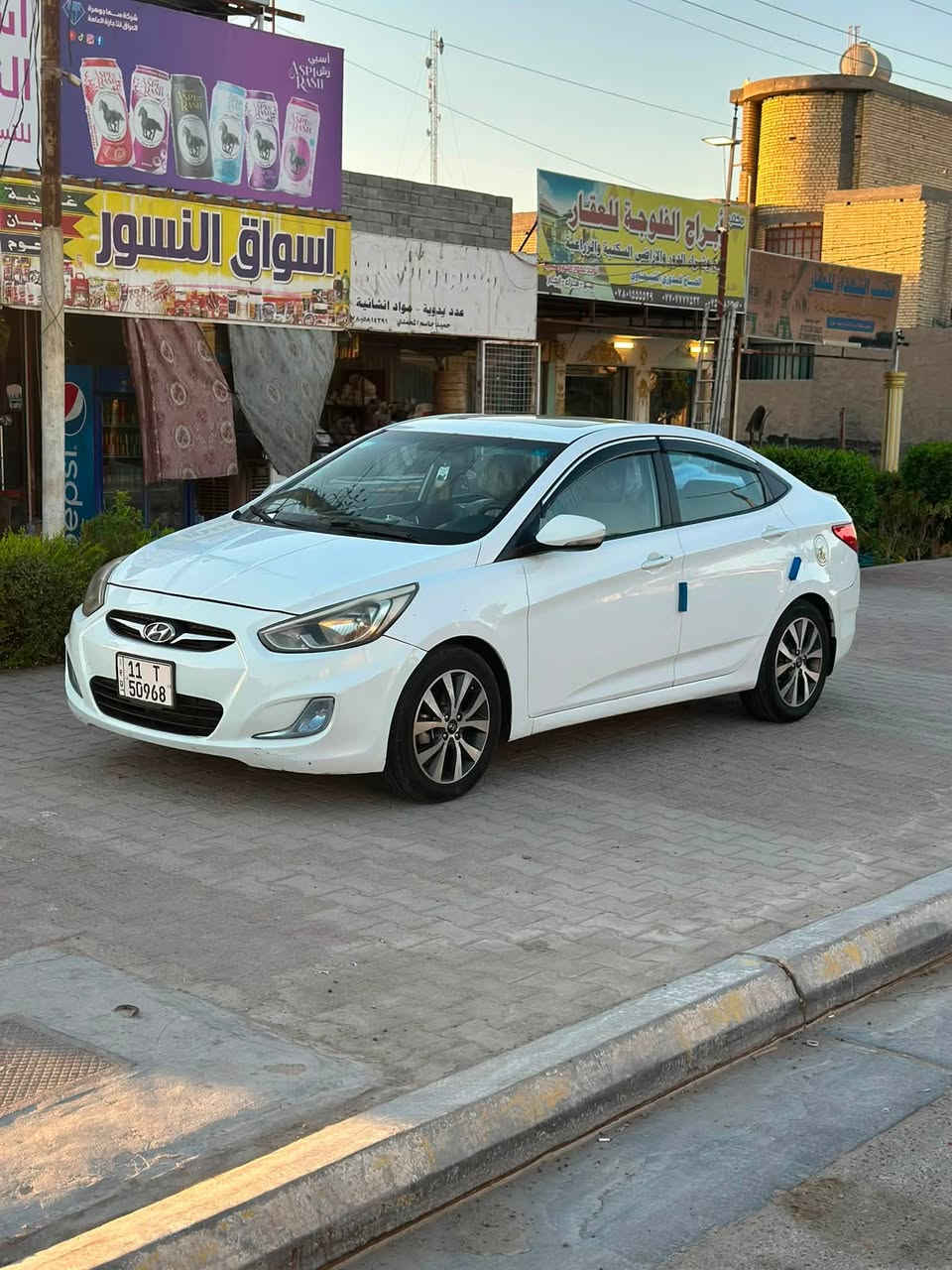 اكسنت
2015
فول مواصفات
فتحه 
تحكم ستيرن جهتين
بيه بس خشم البنيد ربع اقل ربع صبغ فقط 

بدون دواخل قطره داخل مابيه بس تكشير شويه وصبغت خشم البنيد فقظ 
سياره جديده وجهازه 

 وبارد بسيط 
رقم بغداد 
هزه جديده رقم جديد 
كير مكينه مكفوله من تبخير وتنقيص 
***********
العنوان الانبار فلوجه 
السعر 97 بيه مجال بسيط 
سياره جديده وجاهزه مجهزه

