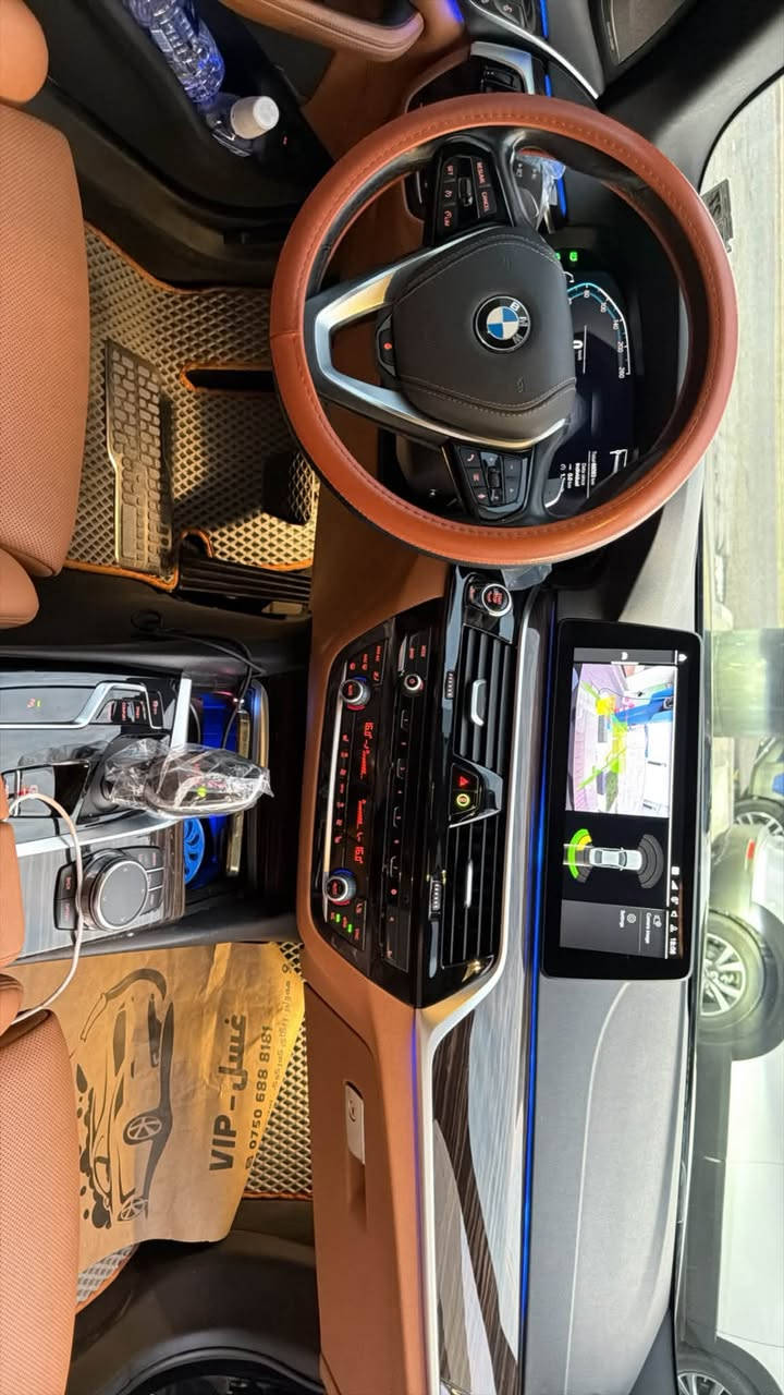 السلام عليكم 
BMW 530i  Xdrive
جام اسود 

ماشية 66 كيلو متر 

داخل مشمشي بلادي 

حادث جاملغ وربع بونيد  صور الحادث ويه المنشور 

ايرباك ستيرن وبرده 

رقم سنويه كلشي جديد 

مكان السياره اربيل 

***********
