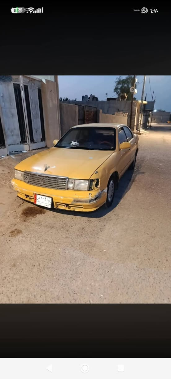 @سلام عليكم بطه مديل 2000مكينه وكير وتبريد حداده تخم تاير كهربايا سياره جاهزه من كلشي ترايك 180شرط مكفوله كص ونغل جثه مراوس اوبيع سنويه منتهيه هيه وغرامات ماعرف شكد عليه عله المشتري مكاني بصره ناحيه سيبه  ***********

نص مكتوب في الصور:
- 526 ٦:١٧