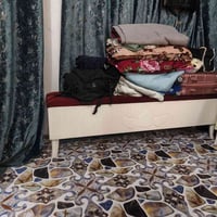 ٨ قطع • نضيفه • بيه مجال