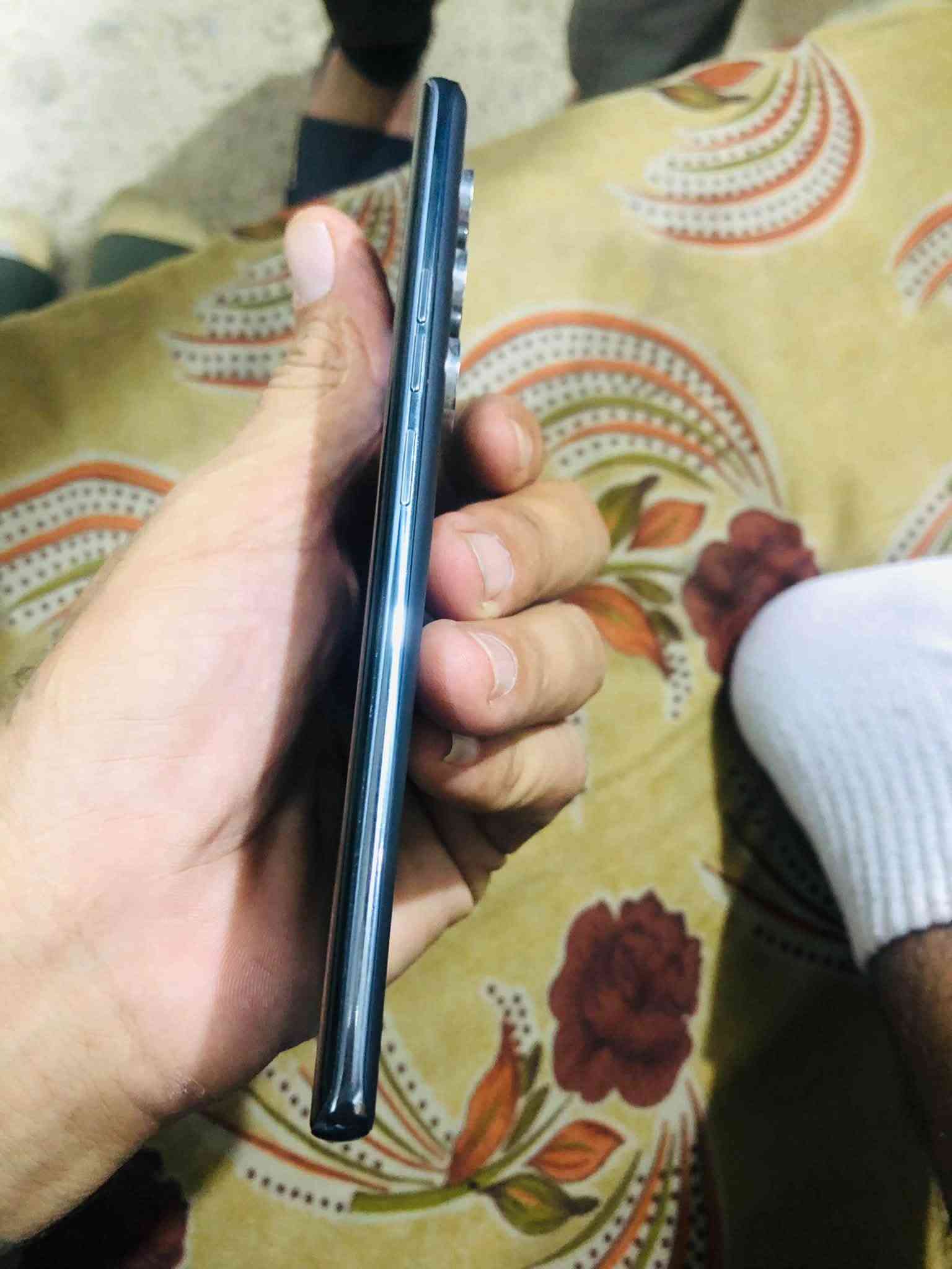 جهاز TECNO CAMOM  Pro5Gذاكره 256 جهاز بعده جديد كورتونه ويه مراوس الترا ٢١اوً٢٢ او ٢٣ راس براس مكلف بل نشر هاذا رقم صاحب جهاز ***********

نص مكتوب في الصور:
- هاتفي HiOS 16.3.0 التحقق من التحديثات اسم الجهاز TECNO CAMON 40 Pro 5G التخزين ٢٥٦ غ.ب / ٢٤٩ غ.ب الطراز TECNO CM7 وحدة المعالجة المركزية Dimensity 7300 Ultimate RAM ١٢ غ.ب+١٢,٠٠ غ.ب الكاميرا الخلفية 50M OIS+8M الكاميرا الأمامية 50M البطارية 5200mAh