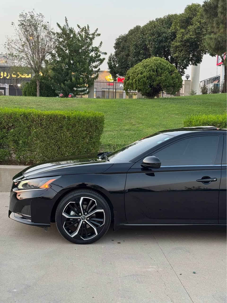 ﷽
 
 سعر 166 وەرەقە ✅
Nissan Altima 2023 SR  Plus
نیسان ئاڵتیما ٢٠٢٣ فول مواسەفات SR
‎ شکڵ گۆراو تاقانەی عێراق 
تەنها 36 Miles رۆشتوە
سڵایت شاشە گەورە ALTIMA ١٢ ئێرباگ 
سوکان فۆلیوم + شاشە گەورە و لەمس GPS+ 
‎بەسمە + دەسک بەسمە + سنوق بەسمە + شەخاڵ
‎لایت لید 
‎ڕادار پێش + دواوە + لاتەنیشتەکان+ خەتی جادە  +
 تەحدید سورعە +  کارەبای +ئۆتۆ + هەردوو ئاوێنەکان یشارەت  + دواوەش کامێرایە + شاشە گەورە + شەحن وایەر لێس 
کوشن هیتەر+ سوکان هیتەر + بیلادی ناو لیدە ١٧ ڕەنگ 
 1N4BL4CV9PN300783

تیبینی : سیارەکە بی لیدرانە بی دەعمە  بی ناو  گرتنە پشت و پیش کەپسە تەنها بۆنیت کلیرە بی دەعم 
ژمارە تەلەفۆن 
*********** whatsApp☎️
ناونیشان:هەولیر📍 أربيل, العراق
