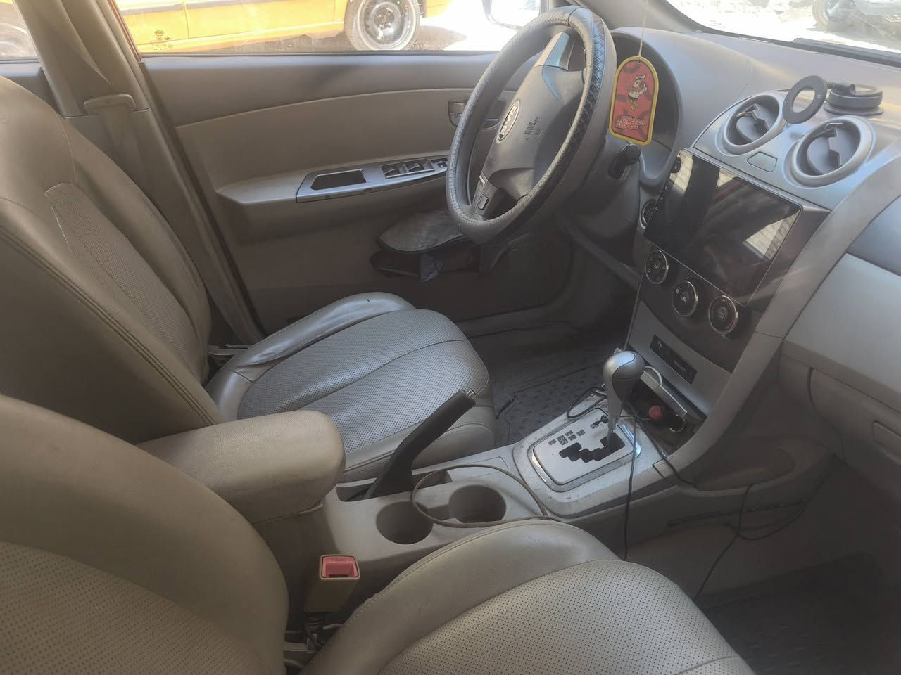 🚗 للبيع سيارة
سيارة للبيع بحالة جيدة جدًا، نظيفة ومستخدمة استخدام شخصي، مكينه  والقير بحالة ممتازة، جاهزة للاستخدام 
📍 الموقع: بغداد
موديل 2016
💰 السعر: 58 بيه مجال حك جيه
📞 للاستفسار والتواصل: [***********
رقم ثاني واتساب***********
البيع نقدًا، والجاد يتواصل فقط.
