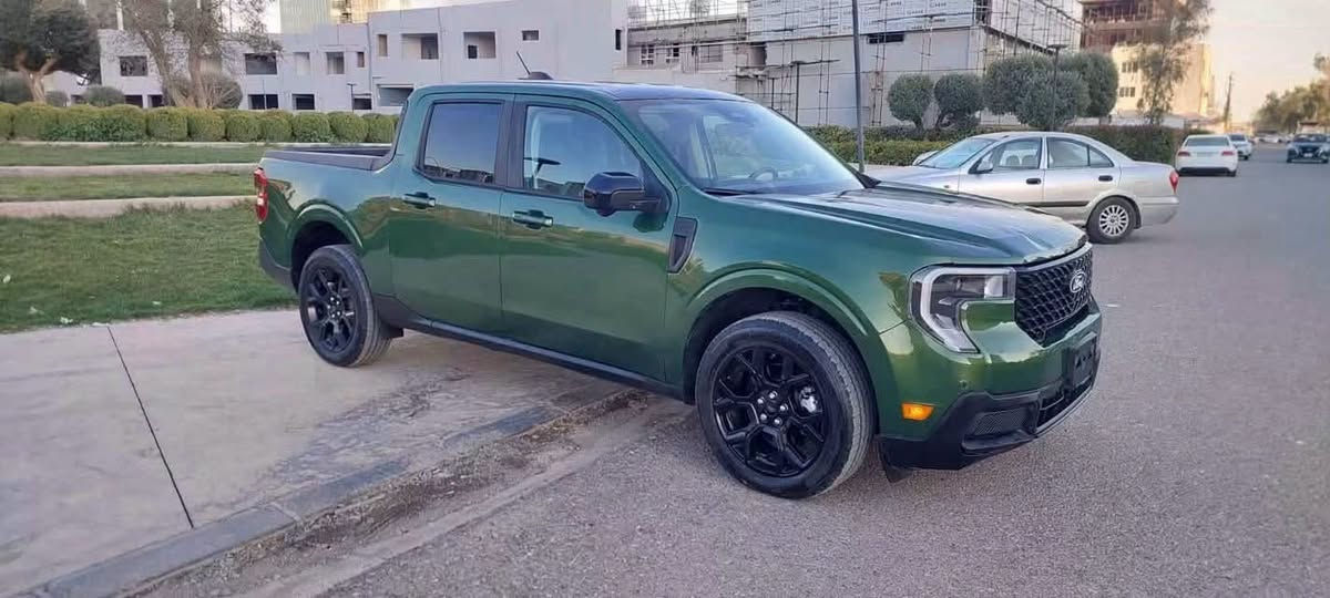 بيع مستعجل وبسبب الوعود الكاذبة
مافرك هايبرد موديل 25 للبيع
او شعندك سيارة مراوس 
فول مواصفات لأريت
ماشية 10 الف 
مكاني سامراء 

راسلني واتساب

***********
