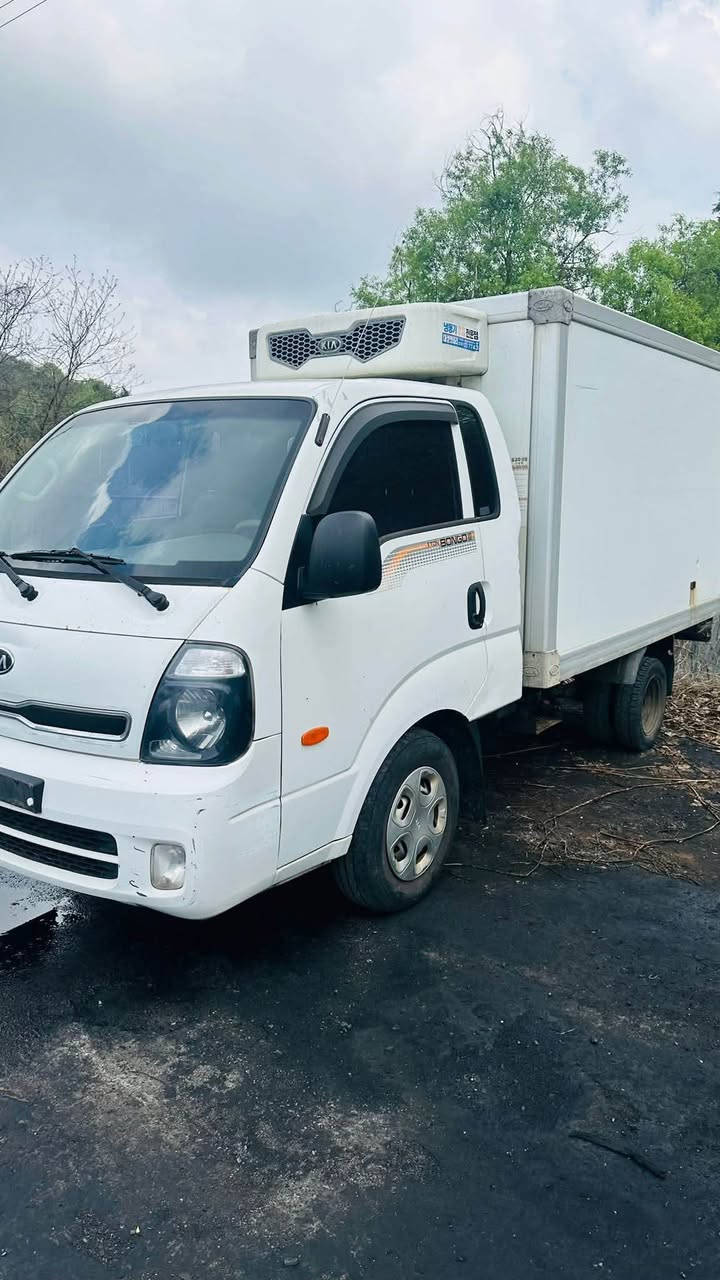 يوجد قطع غيار كيا بنكو جمله فقط!!
شركة ماهر الحجار 
يوجد توصيل لجميع محافظات العراق 🚚 
للتواصل ***********……‭***********‬
