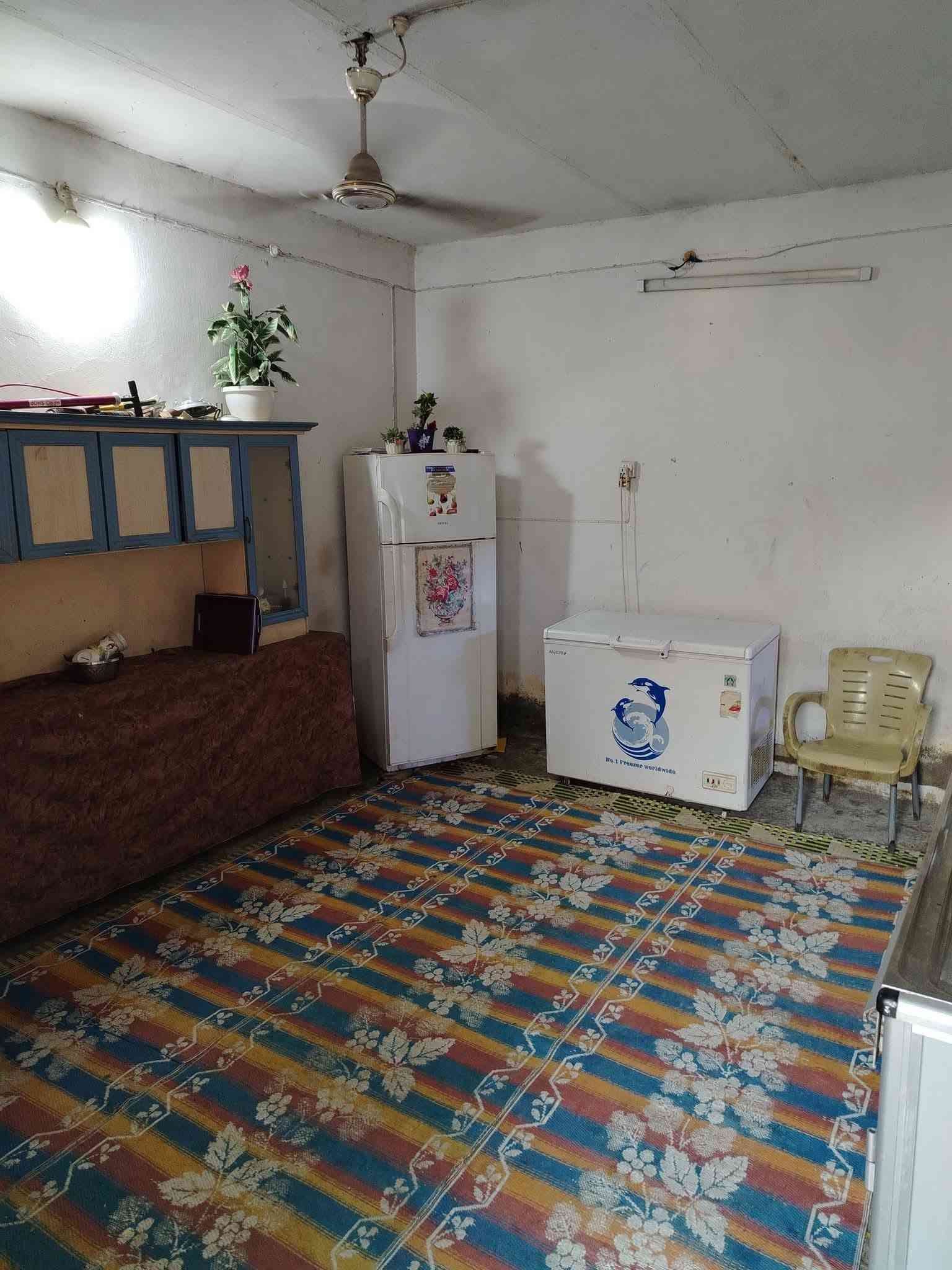 🏡 دار للبيع (يُعتبر تفليش)
📍 الموقع: بهرز – حي القادسية، على الشارع العريض، بالقرب من أسواق صباح الدليمي.

📐 المساحة: 220 م²
📄 النوع: طابو زراعي – سند 25.

✨ موقع مميز وقريب من جميع الخدمات، مناسب لإعادة البناء أو الاستثمار.

💰 السعر: مناسب.

📞 للاستفسار:
***********
