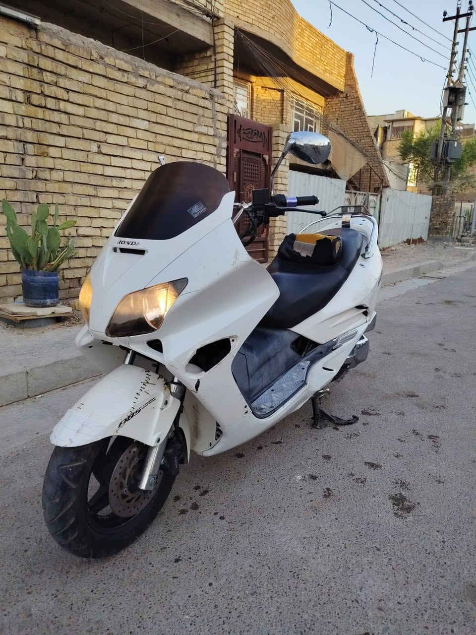 فورزه 0/6 دراجه جاهزة نكرة سلف وين ميعجبك تطلع بيهة كهربائياًت كلهة شغاله كاتم موجود كلجاد جدد شلعه معدل كيجات شغاله يرادلهة اشاير اماميه وشويه ترتيب للبجم بيهة ABS شغال بريكات كامله الدراجه فقط ادامه وترتيب ب500 وبيهة مجال بسيط بغداد الشعب *********** ما متواجد فيس
