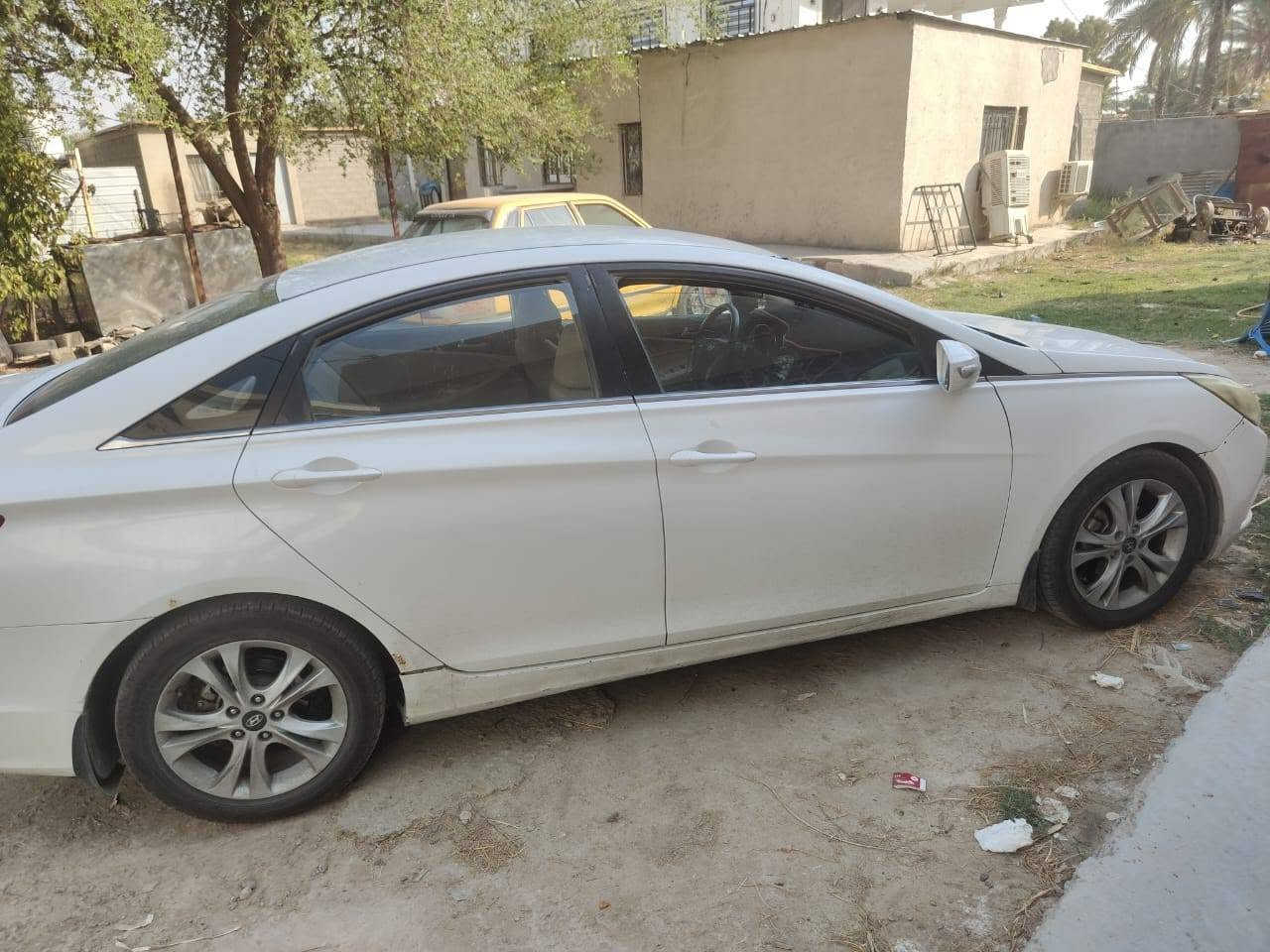 سلام عليكم لبيع سياره سوناتا موديل 11رقم بغداد حادثهه موضح بل سونار بيهه جاملغ لخلفي فقط سيارة جاهزه سعرهه108وبيهه مجال
اني مكلف بل نشر
رقم صاحب لسياره***********
