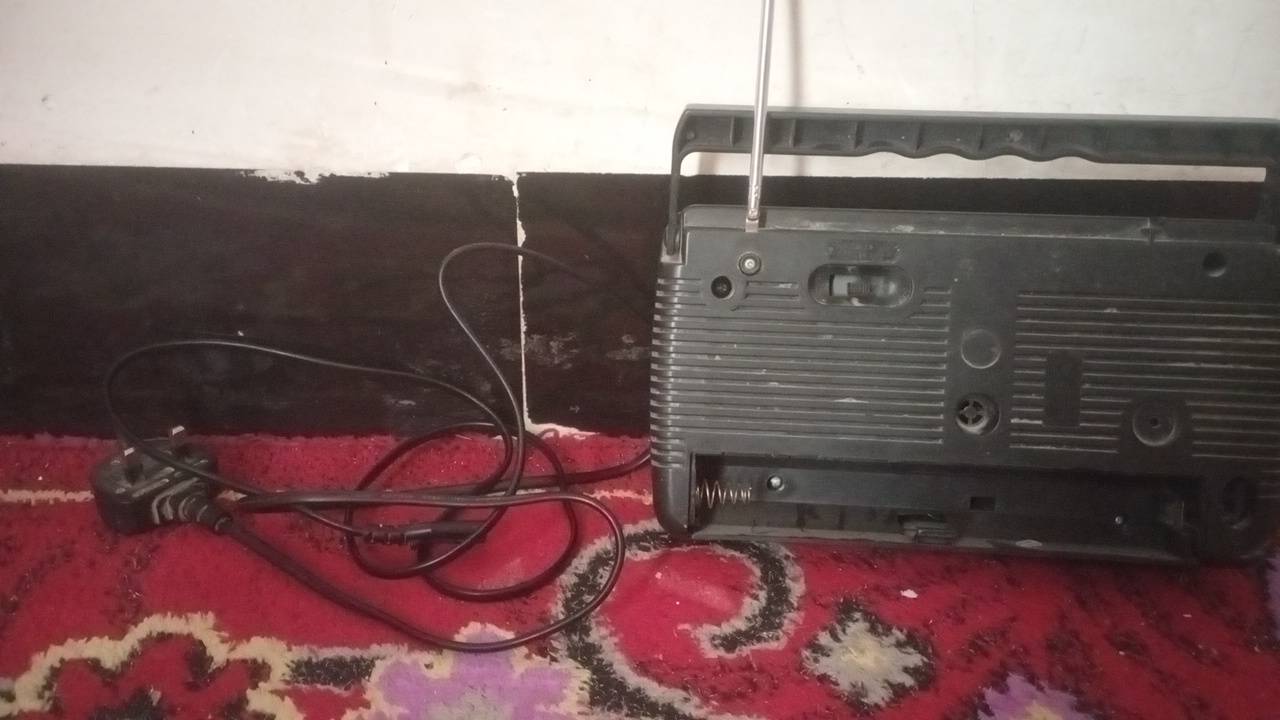 راديو محمول • موديل R-301